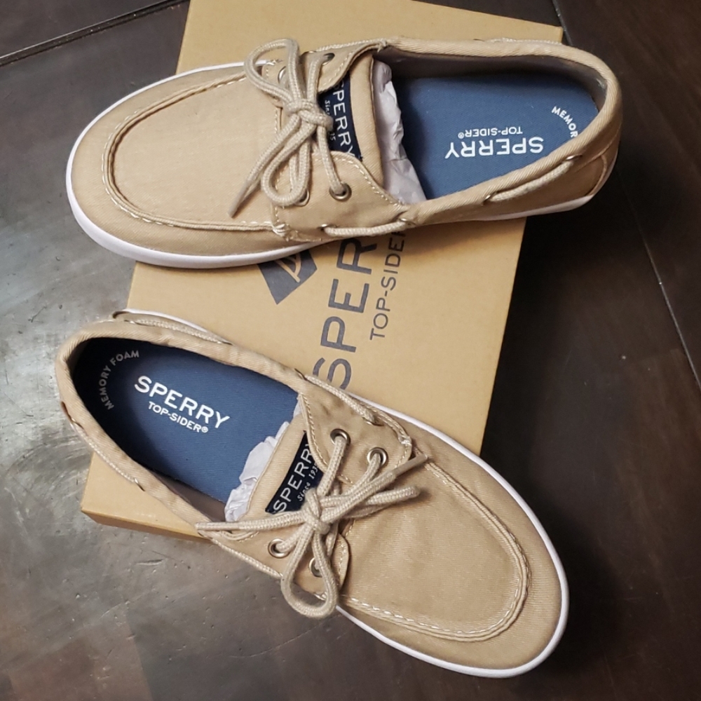 Boys sperry slipons